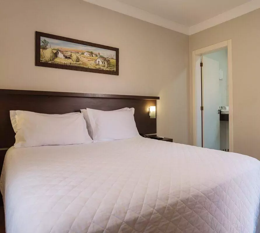 Apartamento Ipê Luxo Casal – Pousada do Chalé