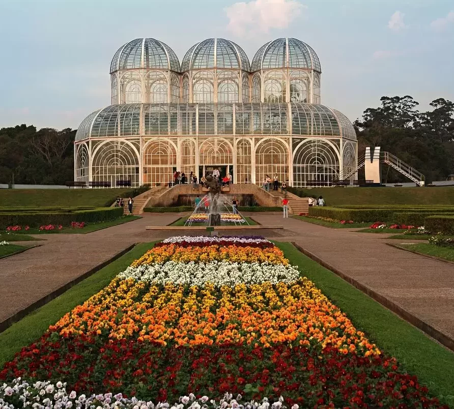 Visita aos Pontos Turísticos de Curitiba