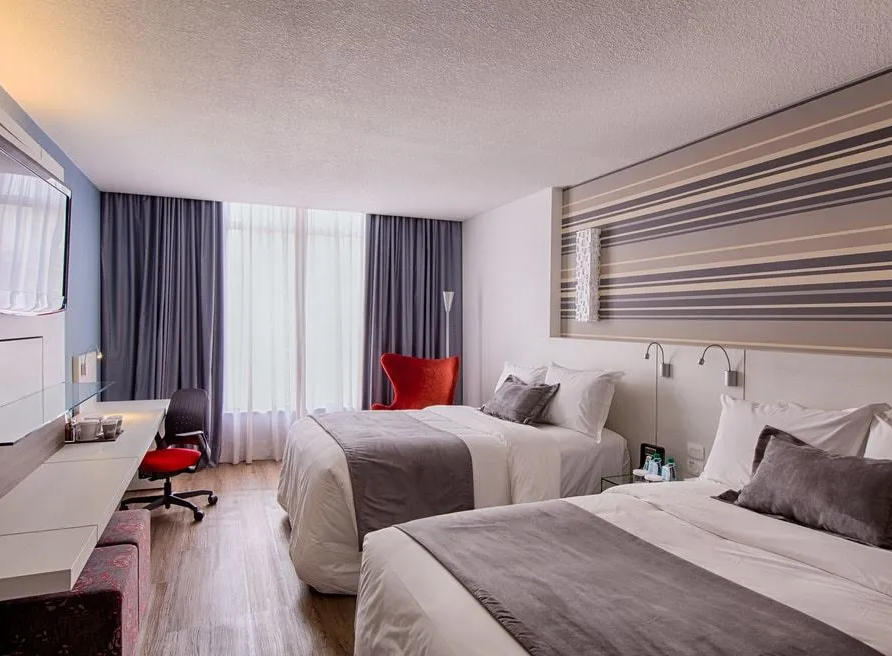Apartamento Superior Duplo Solteiro - Radisson Hotel Curitiba